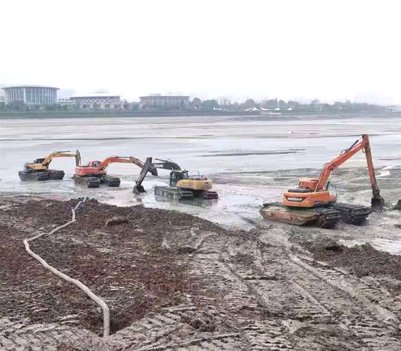 水陸挖掘機出租成為工程機械有哪些租用方式